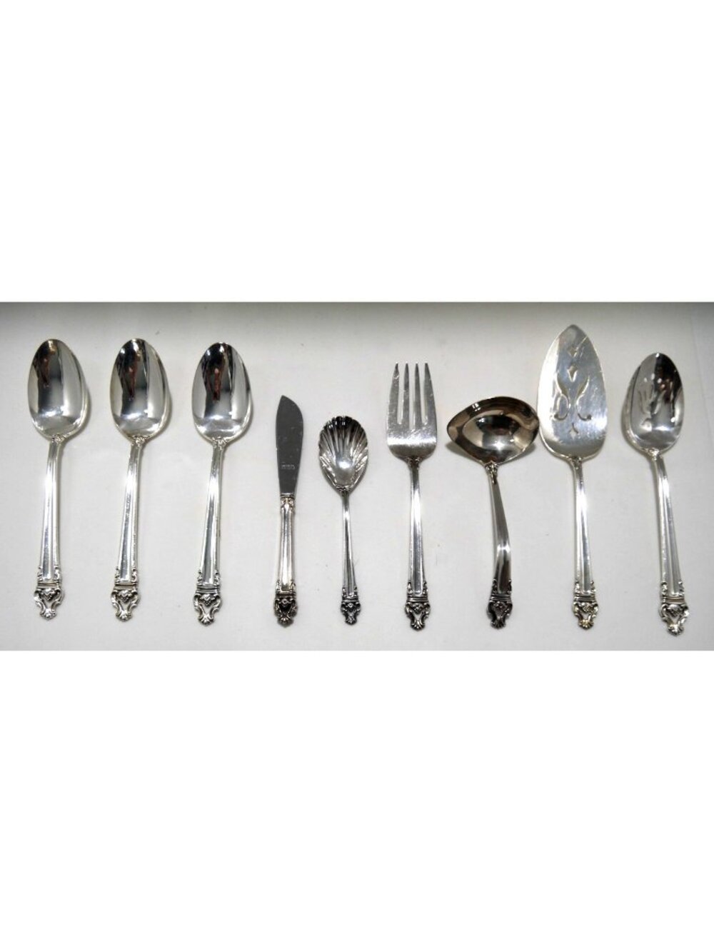 Vintage Reed & Barton Emperor silverplate set of 9 Serving Set spoons 1969-1970